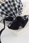 bolsa-cuadros-vichy-negra-lazo-terciopelo