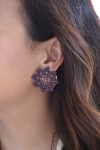 pendientes-tejidos-morado-flor